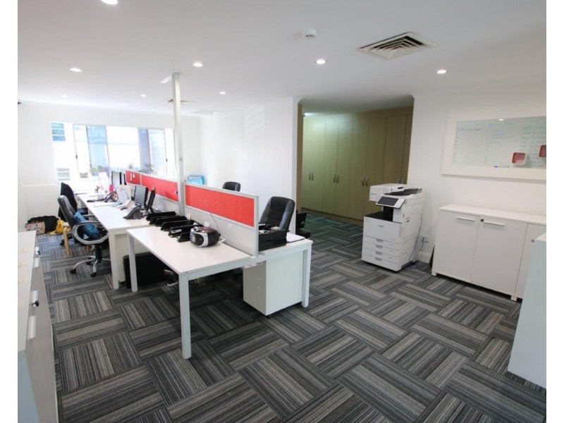 5 Frigo Court, Bundall QLD 4217