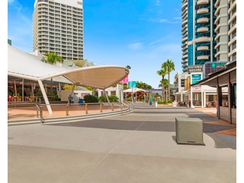 15 Victoria Avenue, Broadbeach QLD 4218