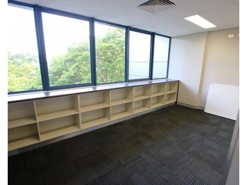 2A 7 Short Street, Southport QLD 4215