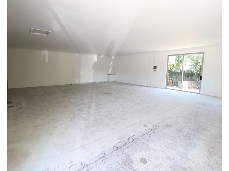 27-31 Currumbin Creek Road,, Currumbin Waters QLD 4223