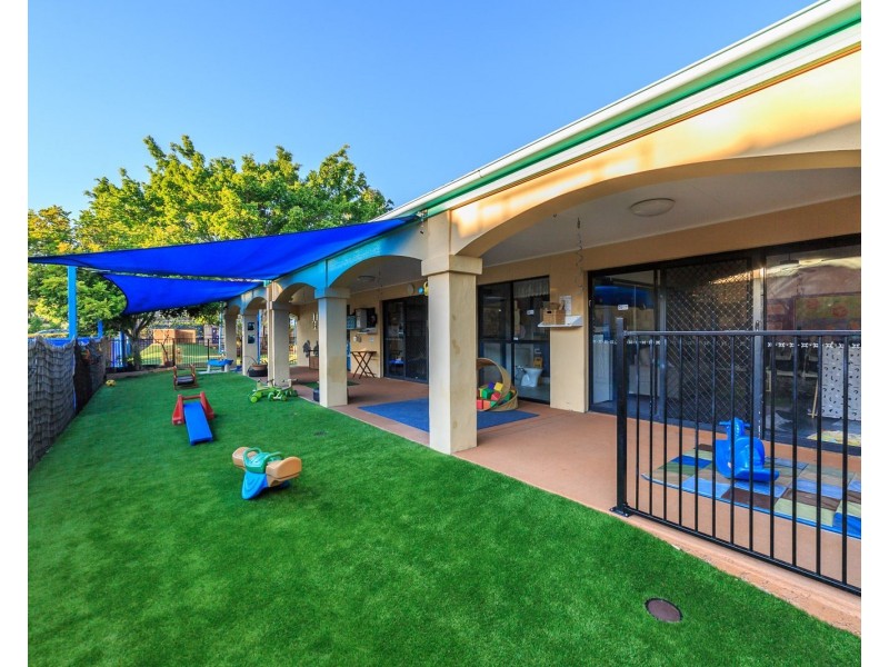 5 Tonga Place, Parkwood QLD 4214