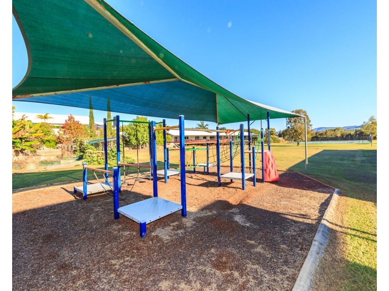 16 Ghilgai Road, Merrimac QLD 4226