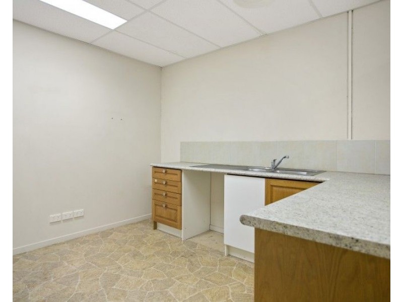 22 Ereton Drive, Arundel QLD 4214