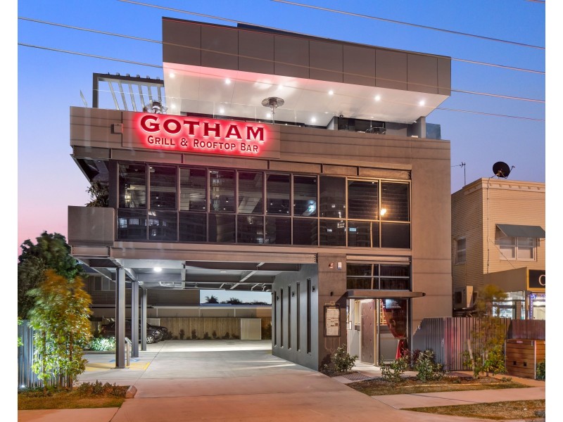 6 Bayview Street, Runaway Bay QLD 4216