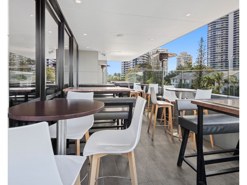 6 Bayview Street, Runaway Bay QLD 4216