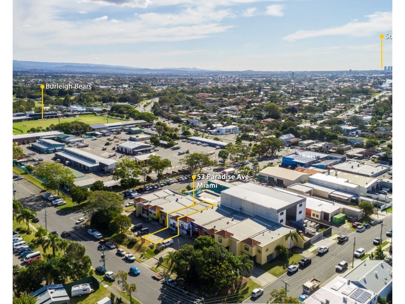 53 Paradise Avenue, Miami QLD 4220