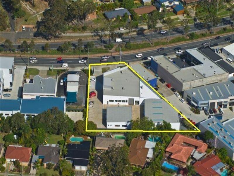 87 West Burleigh Road, Burleigh Heads QLD 4220