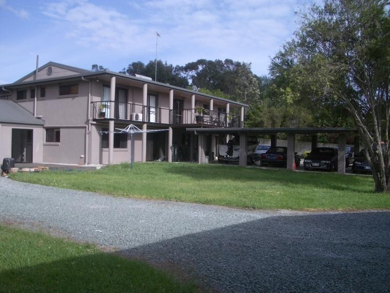 Yatala QLD 4207