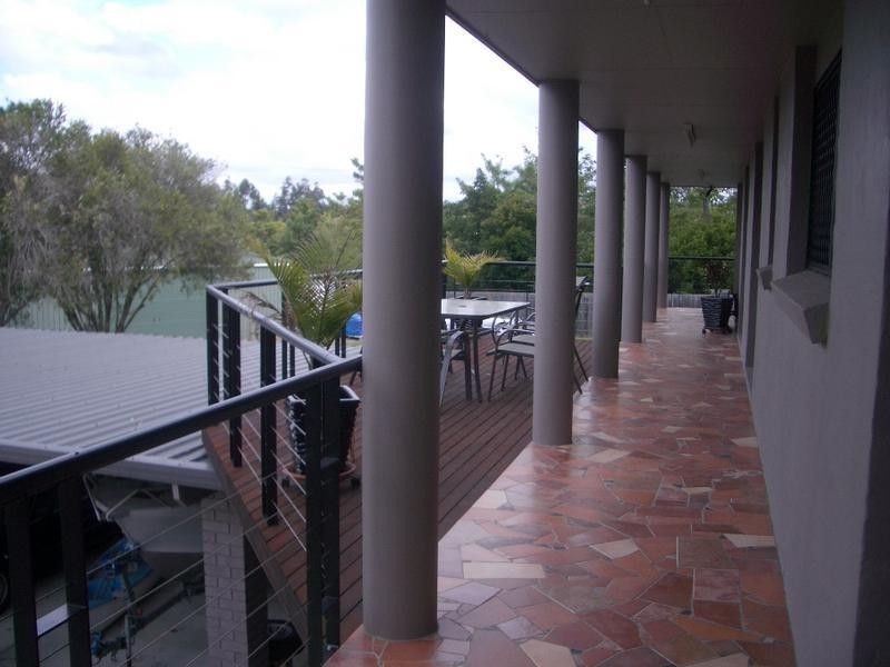 Yatala QLD 4207