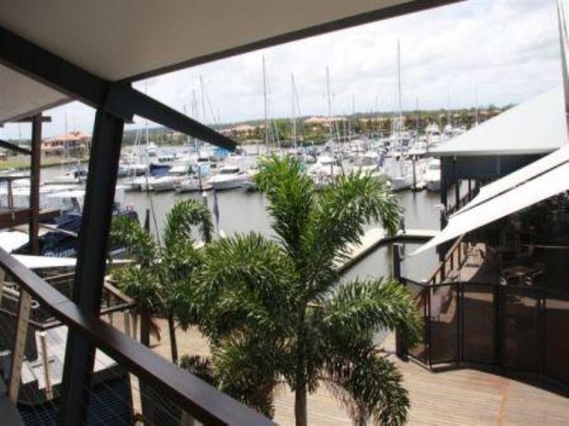 Hope Island QLD 4212