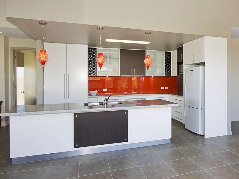 1 Windward Place, Jacobs Well QLD 4208