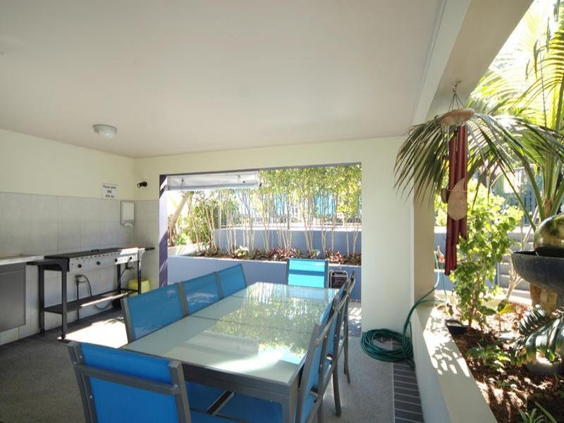 Coolangatta QLD 4225