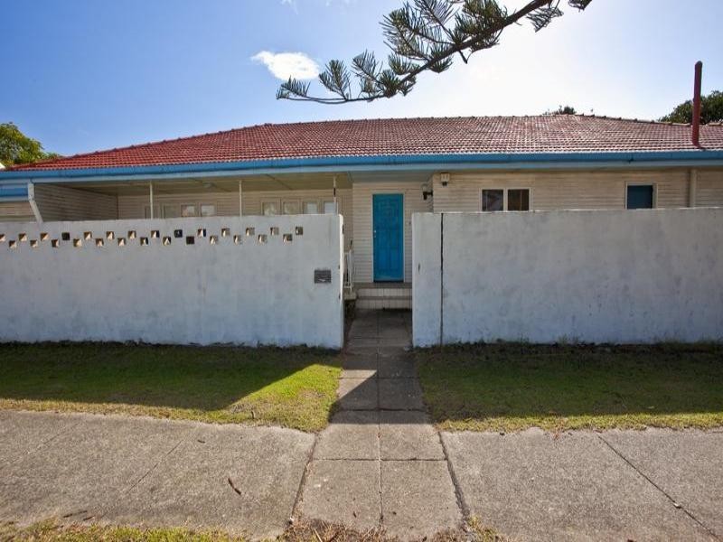 3 Anzac Parade, Burleigh Heads QLD 4220