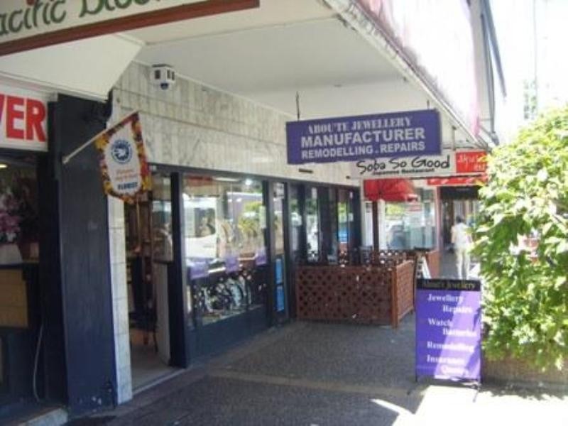 Chevron Island QLD 4217