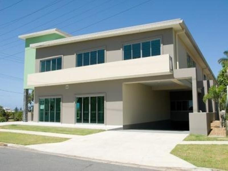 Labrador QLD 4215