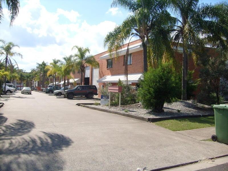 8 10 Babdoyle Street, Loganholme QLD 4129