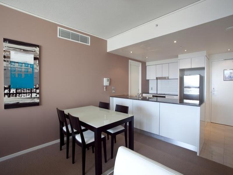 Broadbeach QLD 4218
