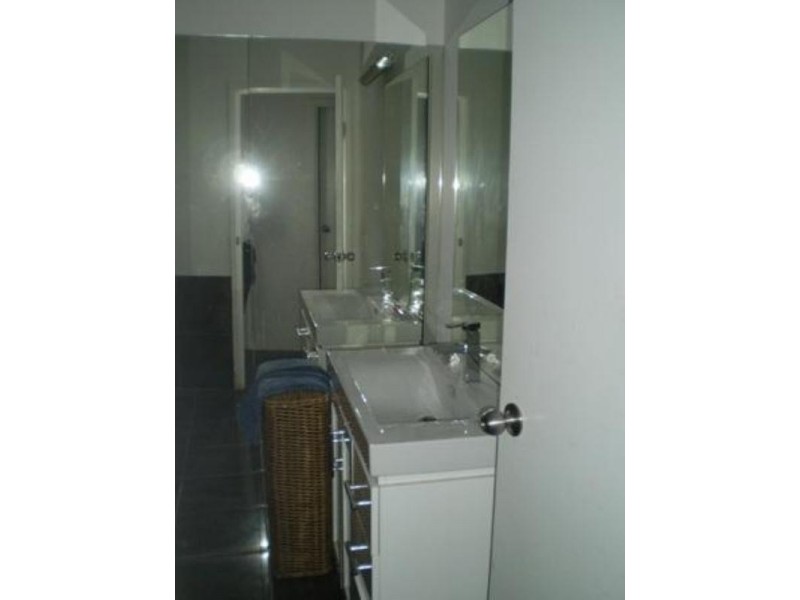 Molendinar QLD 4214