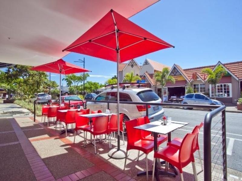 27 Tedder Avenue, Main Beach QLD 4217