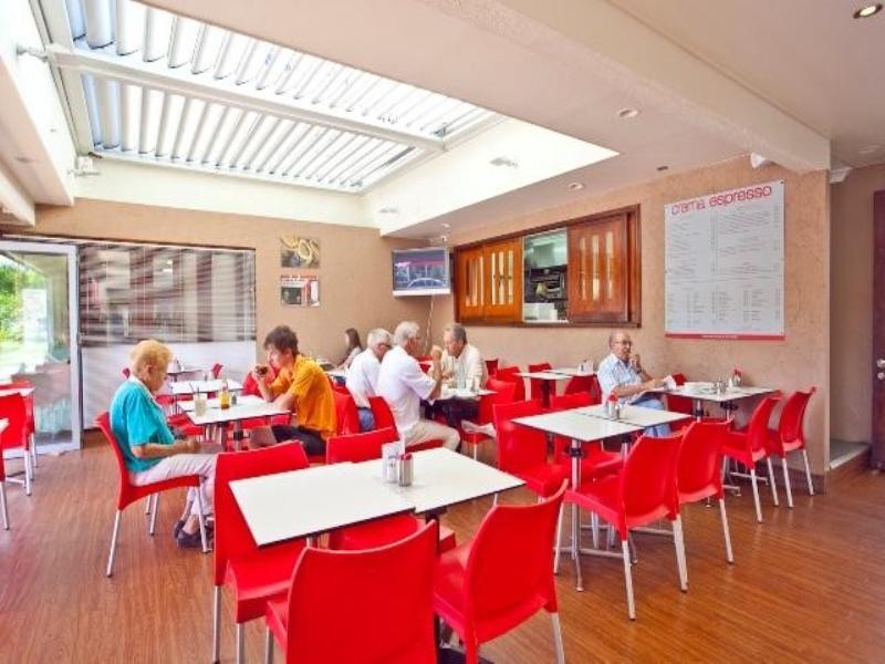 27 Tedder Avenue, Main Beach QLD 4217