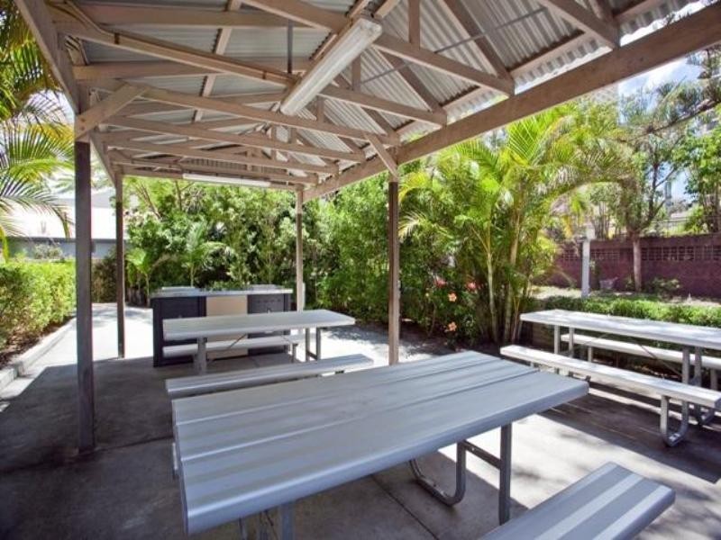 24 Trickett Street, Surfers Paradise QLD 4217