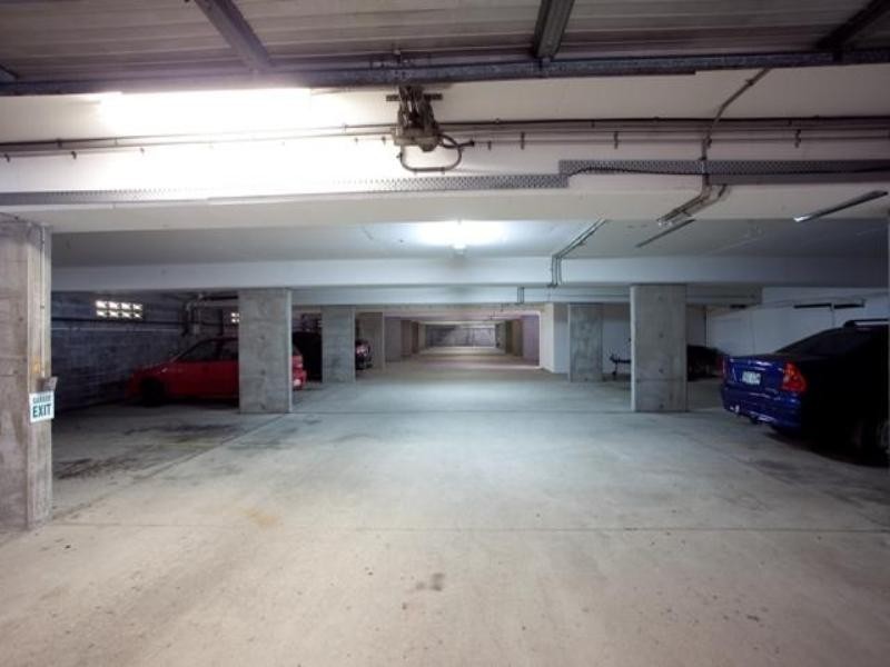 24 Trickett Street, Surfers Paradise QLD 4217