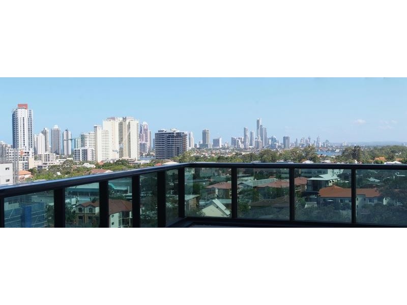 9 Lawson Street, Southport QLD 4215