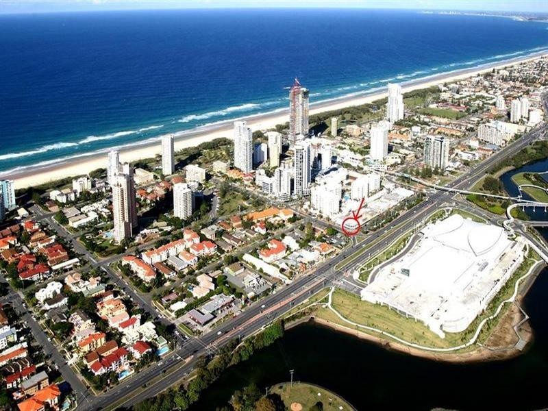 Broadbeach QLD 4218