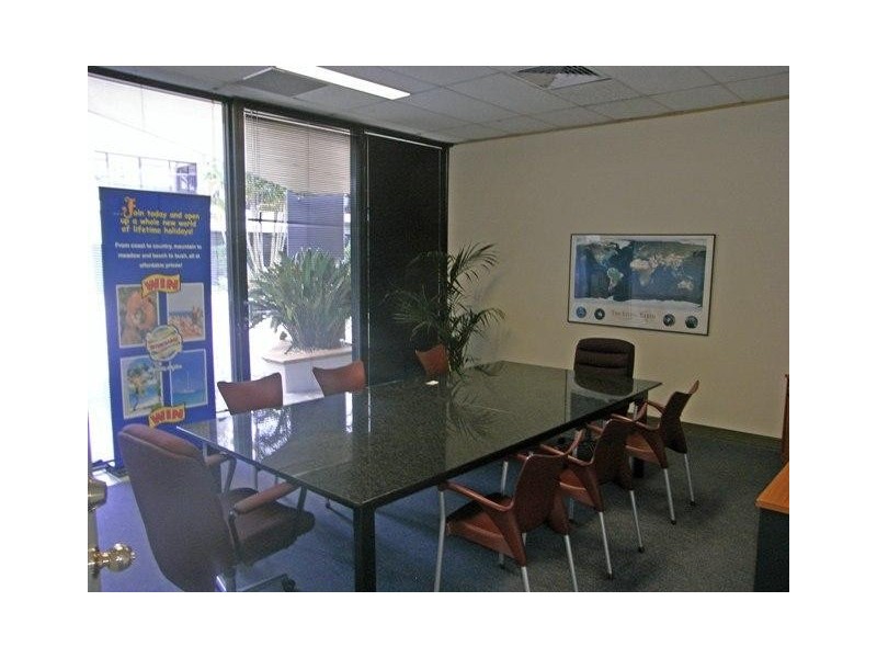 42 Bundall Road, Bundall QLD 4217