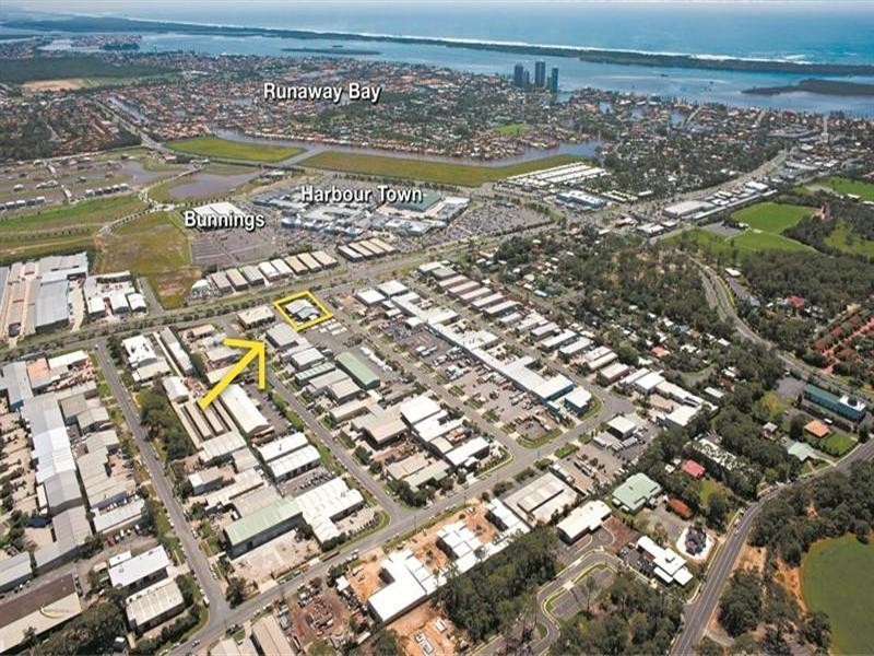 1 Sinclair Street, Arundel QLD 4214