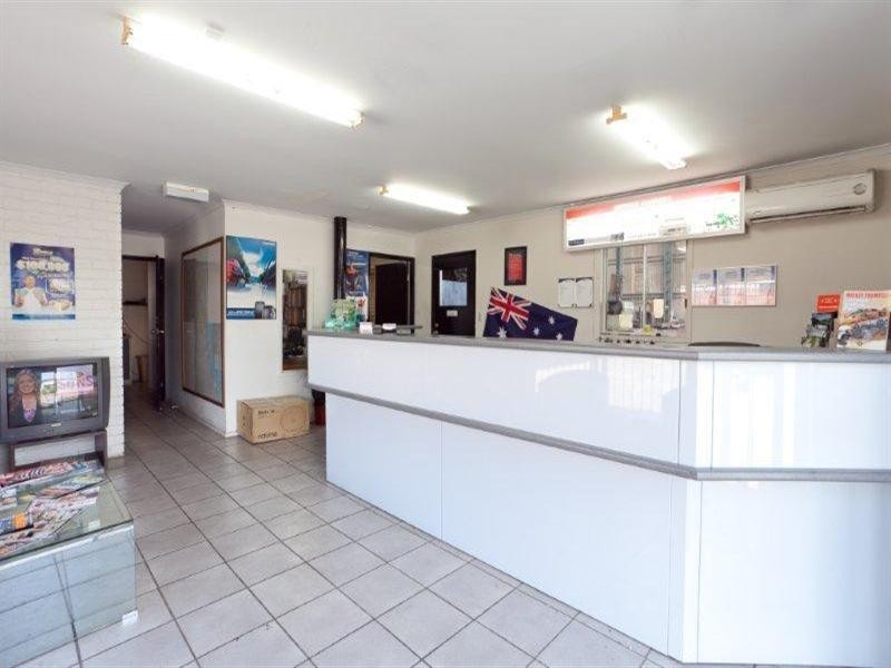1 Sinclair Street, Arundel QLD 4214