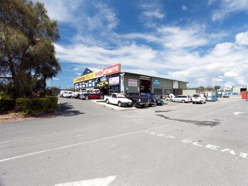 1 Sinclair Street, Arundel QLD 4214