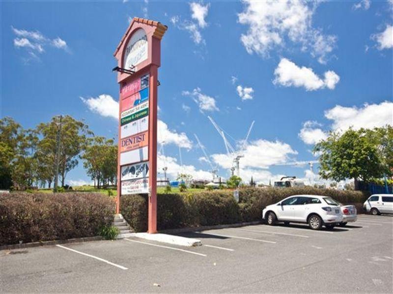2/7 Tonga Place, Parkwood QLD 4214