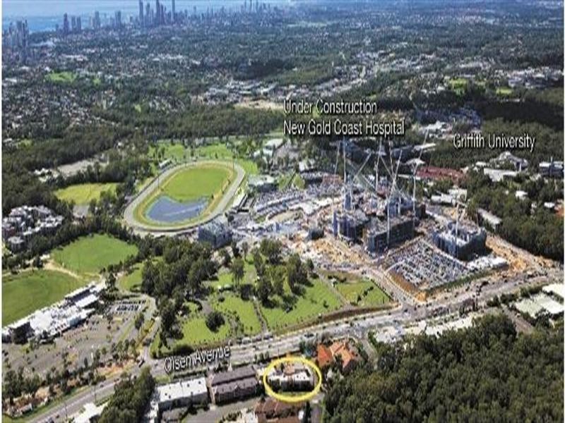 2/7 Tonga Place, Parkwood QLD 4214