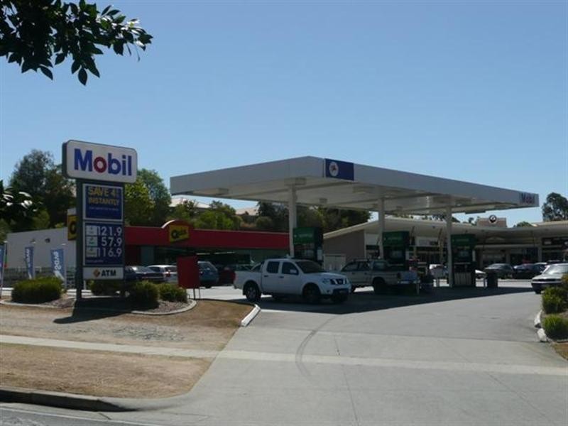 Pacific Pines QLD 4211