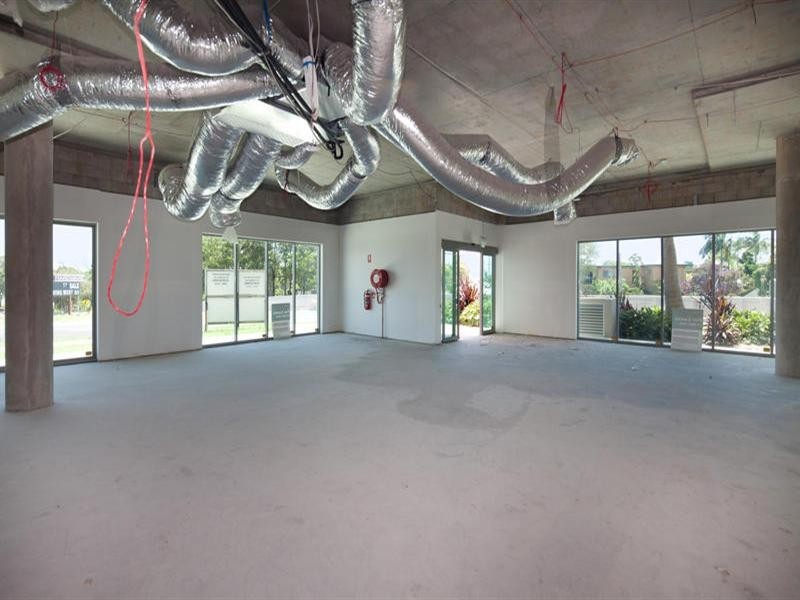 84 Brisbane Road, Labrador QLD 4215