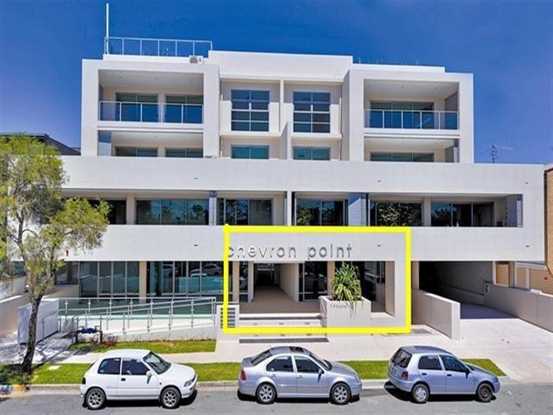 7-9 Burra Street, Chevron Island QLD 4217