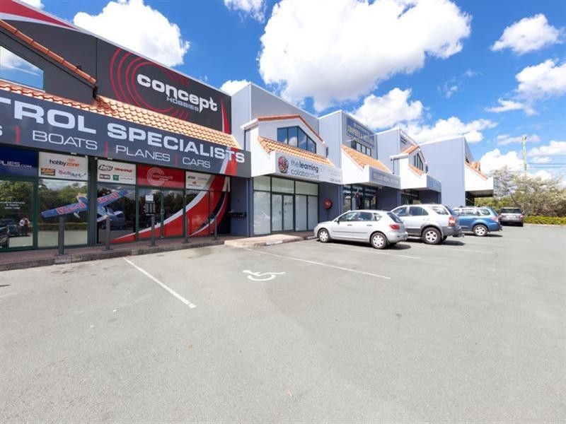 2/152 Siganto Drive, Helensvale QLD 4212