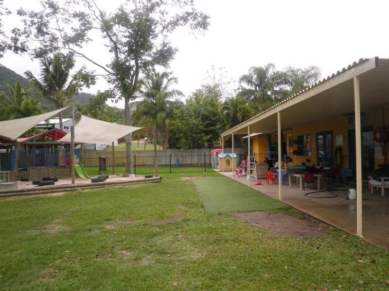 7 Tropic Road, Cannonvale QLD 4802
