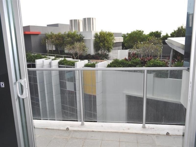 2410/5 Lawson Street, Southport QLD 4215