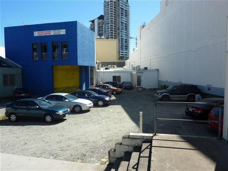 32 Nerang Street, Southport QLD 4215