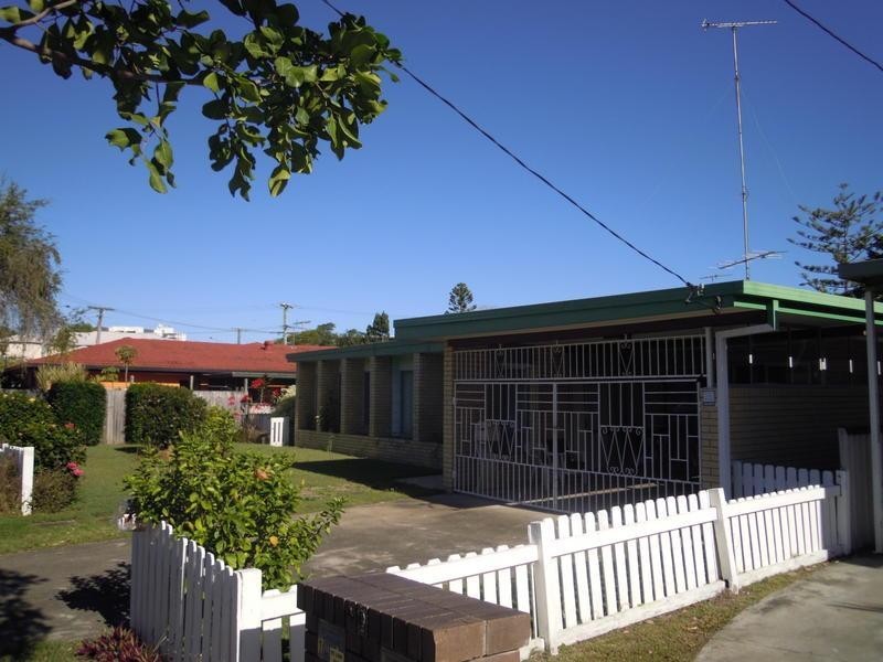 Chevron Island QLD 4217