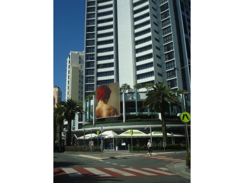 9 Albert Avenue, Broadbeach QLD 4218