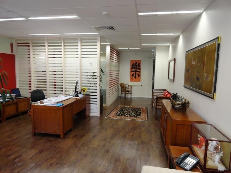 1 Emerald Lakes, Carrara QLD 4211