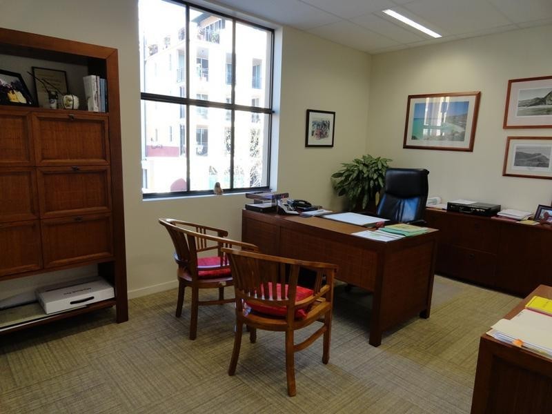 1 Emerald Lakes, Carrara QLD 4211