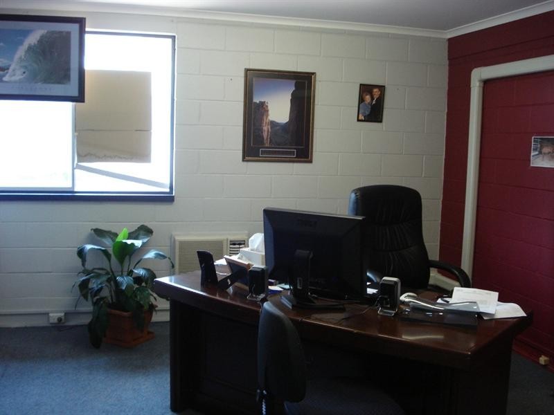 38 Thomas Drive, Chevron Island QLD 4217