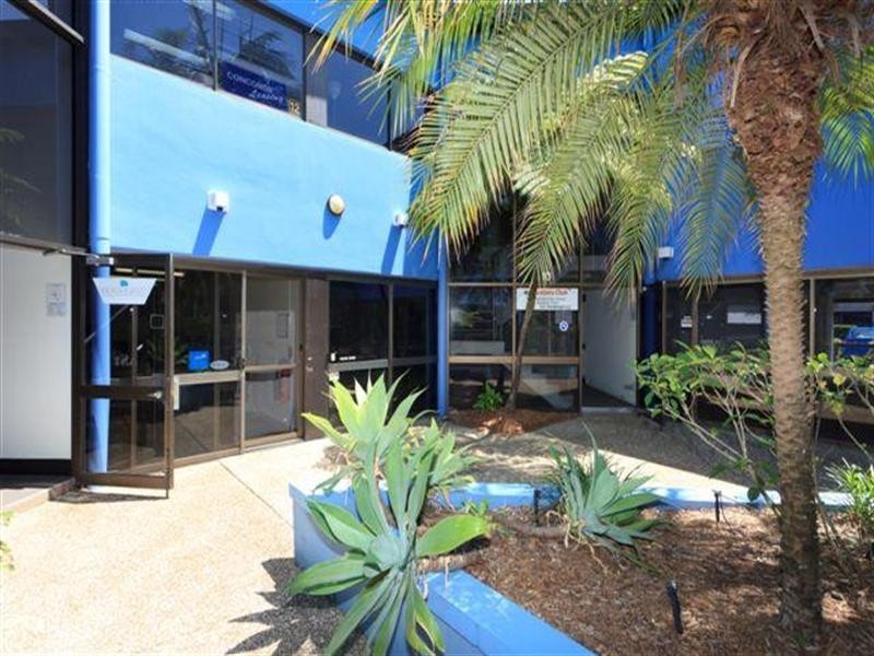 2/13 Karp Court, Bundall QLD 4217