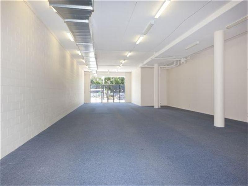 1/118 Brisbane Road, Labrador QLD 4215