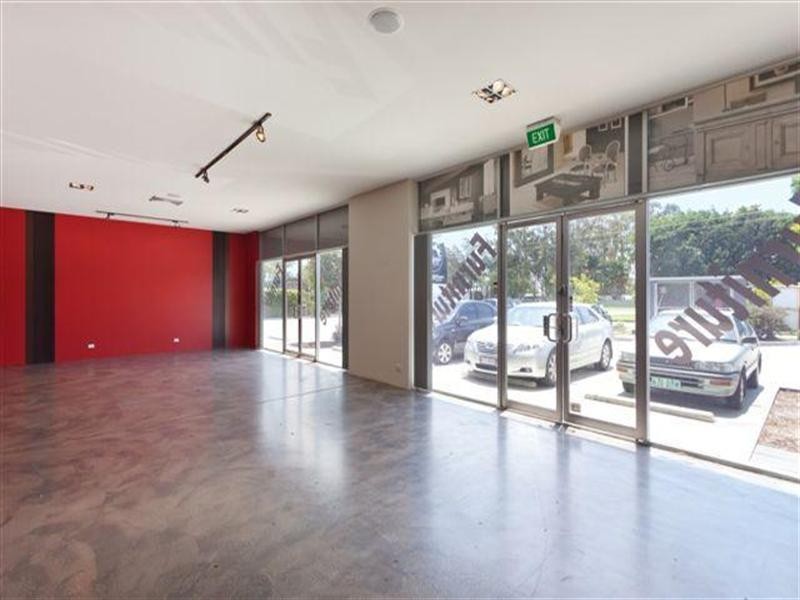 1/118 Brisbane Road, Labrador QLD 4215