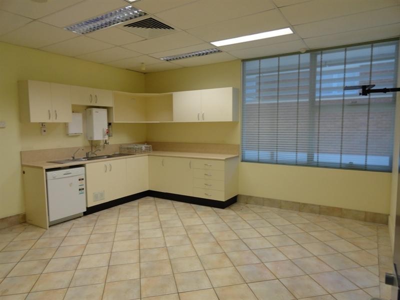 72 Nerang Street, Southport QLD 4215